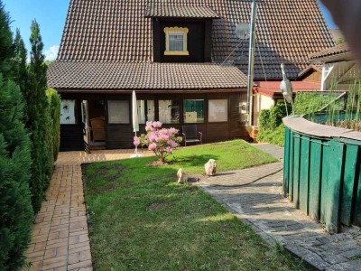 Zweifamilienhaus mit viel Potential