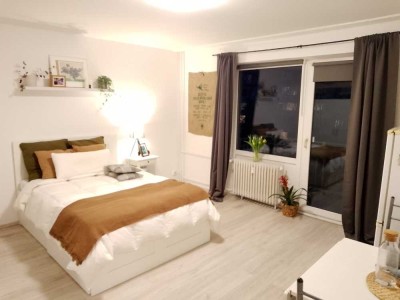 Freie W-g, A-Lage, 170.000,-€, 27 m² Provisionsfrei, (5 Min zum Zentrum von Hamburg: