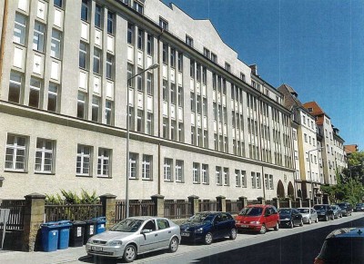 BEL ETAGE 2-Zi.-Loft-Wohnung in historischem, GENERAL-saniertem Gebäude, ca. 73 m² Wfl., BALKON, ...