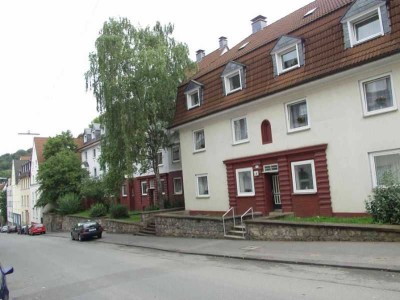 Wir modernisieren! Erdgeschoss-Wohnung mit Duschbad