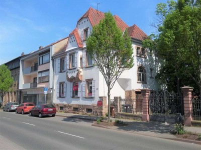 EUPORA- Immobilien: Dachwohnung  in der Innenstadt von Kirchheimbolanden.