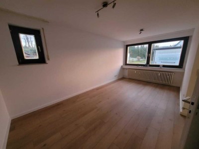 Renovierte 6-Zimmer-Wohnung mit EBK in Windeck (Schladern)