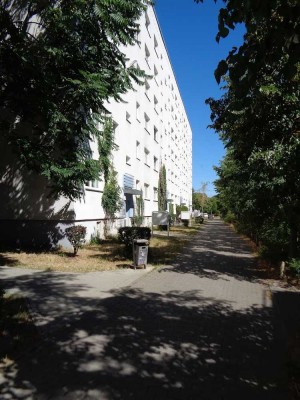 Charmante 1-Zimmer-Wohnung mit Weitblick im 5. Obergeschoss