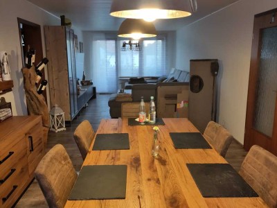 Moderne 3,5-Zimmer-Wohnung mit Balkon und Tiefgaragenstellplatz ab 1.1.2026 verfügbar!