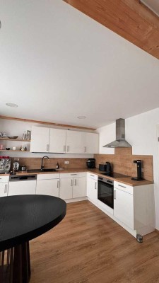 Charmante 1,5-Zimmer Dachgeschosswohnung in Eitensheim