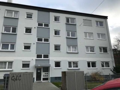 Schöne geräumige Wohnung in zentraler Lage...