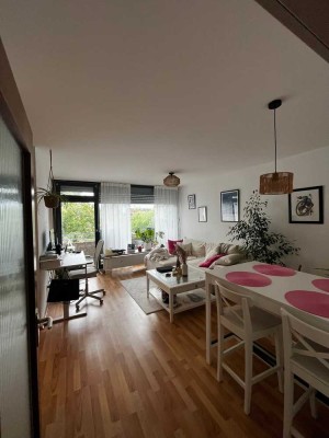 Schöne 2-Zimmer Wohnung mit Balkon