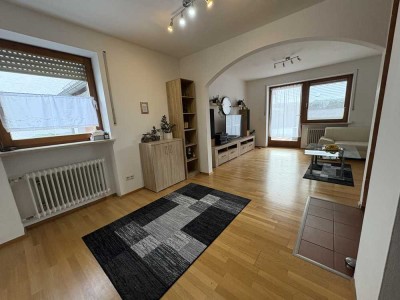 Gepflegtes Doppelhaus in ruhiger Siedlungslage