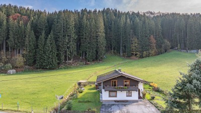 Grundstück mit Altbestand in sonniger Alleinlage