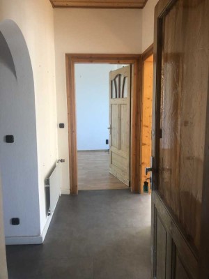 Helle, freundliche und modernisierte 3-Raum-Altbau-Wohnung mit Einbauküche in Hamm-Süden