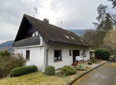 "Freiräume zum Leben" in diesem großzügigen Wohnhaus!