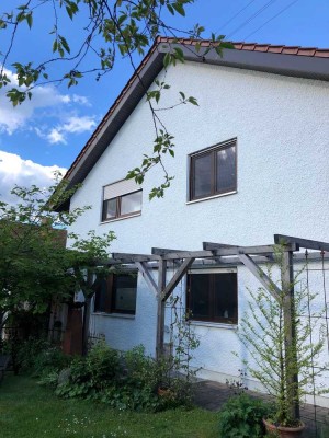Exklusives Einfamilienhaus in ruhiger Dorflage