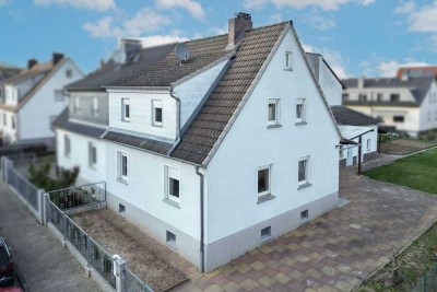 Sonnenbaden: DHH inkl. Werkstatt mit Garten in urbaner Lage