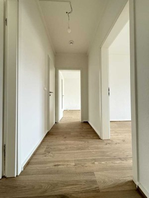 Sanierte 3-Raum-Wohnung am Rande des Stadtfeldes