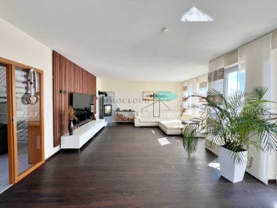 Beeindruckendes, freistehendes Einfamilienhaus mit Einliegerwohnung in toller Lage in Neuenstadt