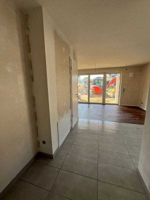 Geschmackvolle EG-Wohnung mit gehobener Innenausstattung mit Terrasse & Garten in Aachen-Eilendorf