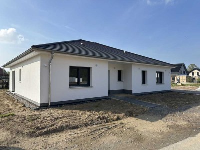 Neues Einfamilienhaus (Erstbezug) mit 4 Zimmern in Auhagen