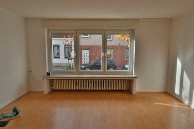 Helle Altbau-Wohnung im EG in Duisburg-Rheinhausen Bergheim