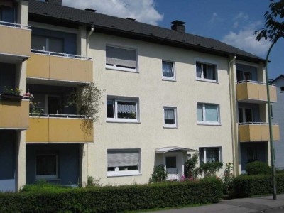 DREI-ZIMMER-WOHNUNG MIT BALKON IN GEVELNDORF