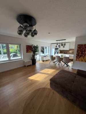 2 Zimmer-Wohnung am Feldrand | Große Terrasse | Einbauküche