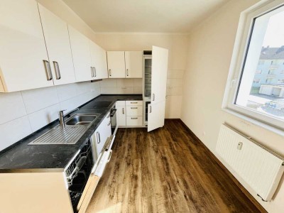 Barrierefreie 2-Zimmer-Service-Wohnung mit Einbauküche