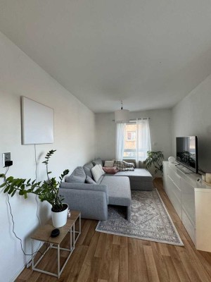 Geschmackvolle, gepflegte 3-Zimmer-Wohnung mit Balkon und Einbauküche in Augsburg