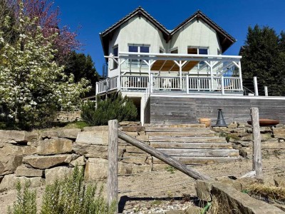 *Reserviert* Einfamilienhaus mit Einliegerwohnung in Toplage samt einmaligem Weitblick