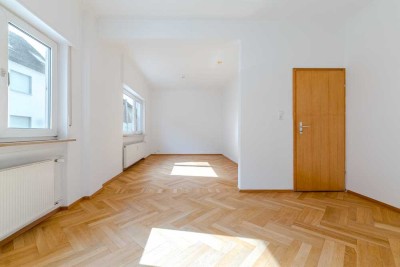 Brühl: Helles Erdgeschossidyll mit eigenem Garten und frischem Ambiente