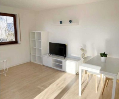 Vollmöblierte 1-Zimmer-Wohnung mit Balkon und EBK in Stuttgart-Plieningen