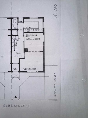 Günstige 4-Zimmer-Doppelhaushälfte mit EBK in Stuttgart Münster