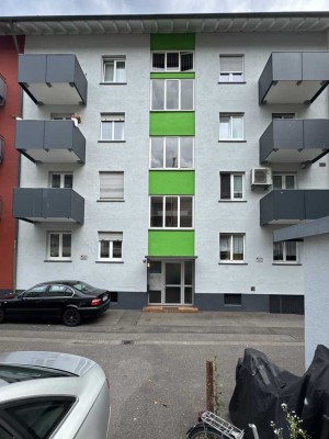 Helle und modernisierte 3-Zimmer-Wohnung mit zwei Balkonen in zentraler Lage von Freiburg-Zähringen