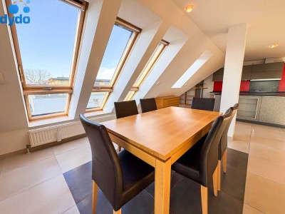 Erholung pur mit Wasserblick - diese Traumwohnung erwartet Sie + EBK + Stellplatz und Dachterrasse