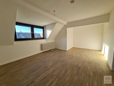 Charmante Dachgeschoß-Wohnung in Derendorf