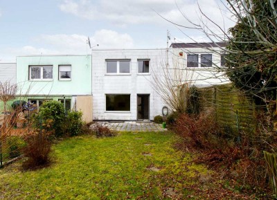 Kleines Reihenmittelhaus in Roßdorf mit Garten und Garage