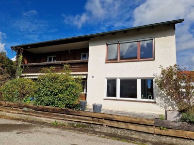 helle 4 Zimmer Wohnung zu vermieten