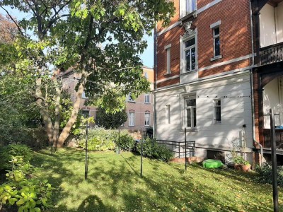 Bezugsfreie Altbau-Hochparterre mit eigenem Garten! Provisionsfrei direkt vom Eigentümer!
