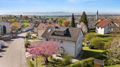 Teilsaniertes Wohnhaus mit drei Einheiten im schönen Markdorf