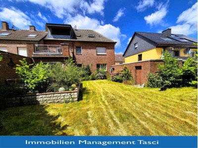 Erdgeschosswohnung mit eigenem Garten
