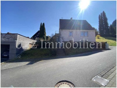 Haus mit ca. 2.300 qm Grundstück für Tierhaltung
