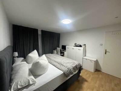 Schöne 3 Zi. Whg im Erdgeschoss mit Balkon + Garage in Toplage und in gutem Zustand  in Hockenheim