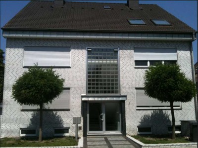 Repräsentative große Wohnung - 6 Parteienhaus