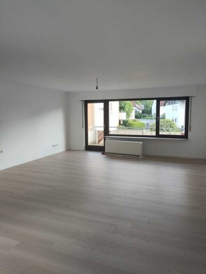 Schöne 4-Zimmer-Wohnung mit Balkon in Remshalden-Grunbach