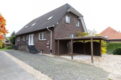 Attraktives Zweifamilienhaus in Niederkrüchten am Hariksee – hochwertig saniert und bezugsfertig