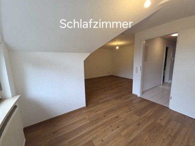 780 € - 67 m² - 2.5 Zi.