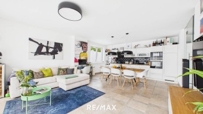 " Neuer Preis " Lichtdurchflutete Dachterrassenwohnung in zentraler Lage von Leonding