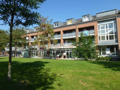 Moderne, helle 2- DG-Wohnung mit Sonnenloggia in Köln-Blumenberg -