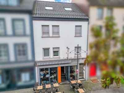 Vollvermietung; SAARLOUIS CITY
Anlageobjekt mit attraktiven Wohnflächen und Ladenlokal