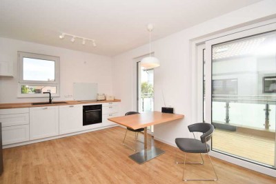 Großzügiger Erstbezug mit herrlichem Südbalkon und Carportstellplatz!