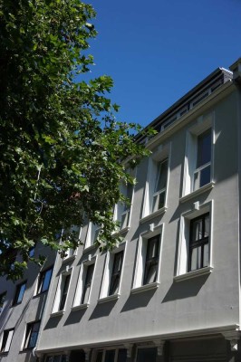 Frisch renovierte 4- Zimmer Whg. - ideal für eine WG