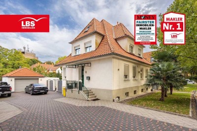 Wohnen in der Gartenstadt mit schönem Garten, Palmen, Garage